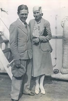 actor Tiffany Thayer large photo