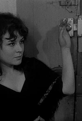 actor Anne Zamire large photo