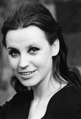 actor Karin Glier large photo