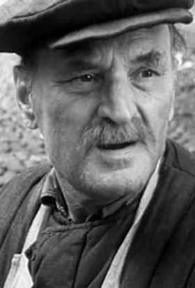 actor Dmitri Milyutenko large photo