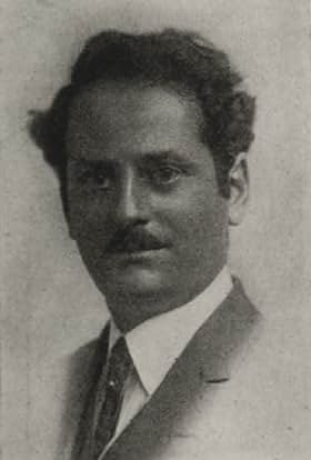 actor Philip Hahn large photo