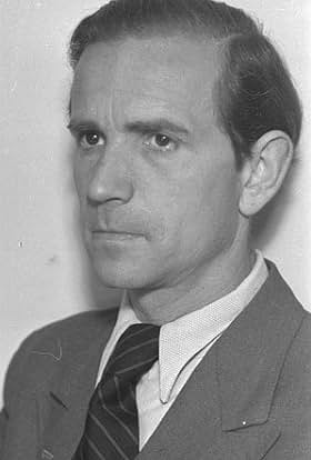 actor Peter Elsholtz large photo