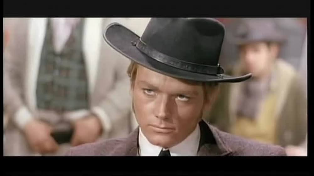 actor Lucy Scay large photo