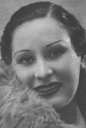 actor Consuelo de Nieva large photo