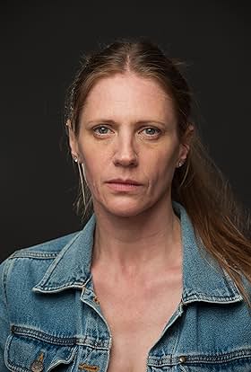 actor Emma Croft large photo