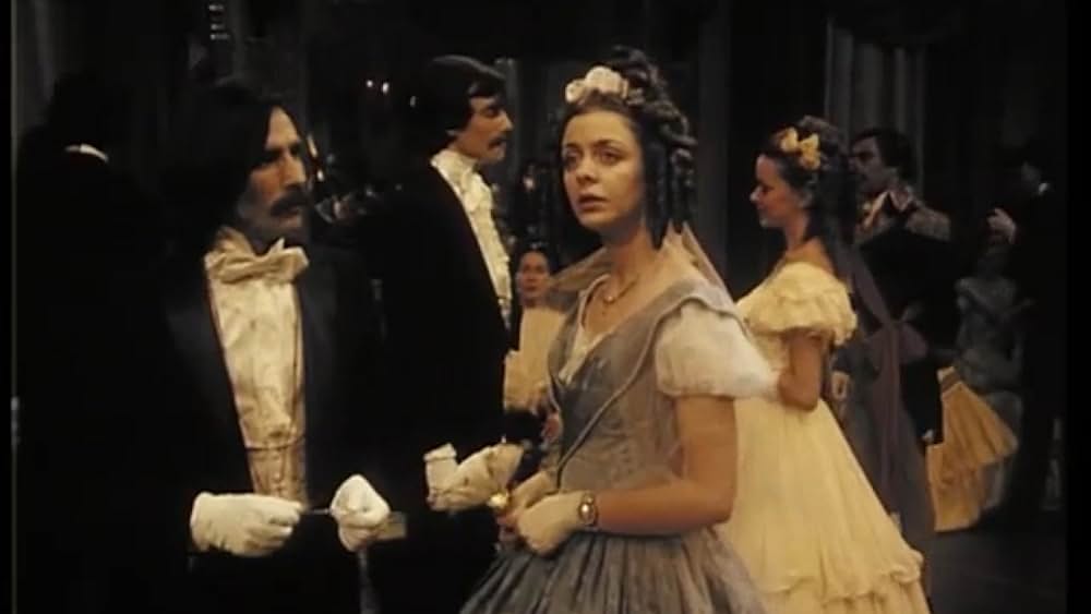 actor Teresa Menezes large photo