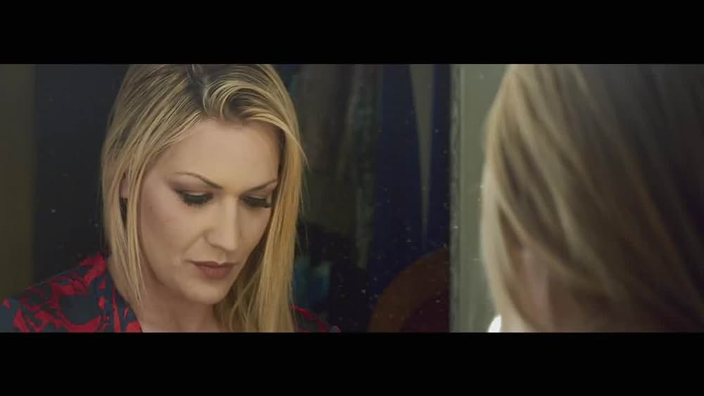 actor Serena Bennato large photo