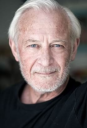 actor Matthew Burton large photo