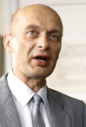 actor Aleksander Bednarz large photo