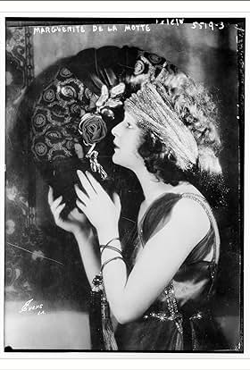 actor Marguerite De La Motte large photo