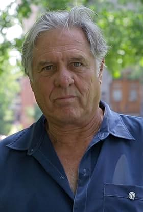 actor Pierre Curzi large photo