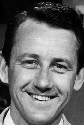 actor Roger Cardwell large photo