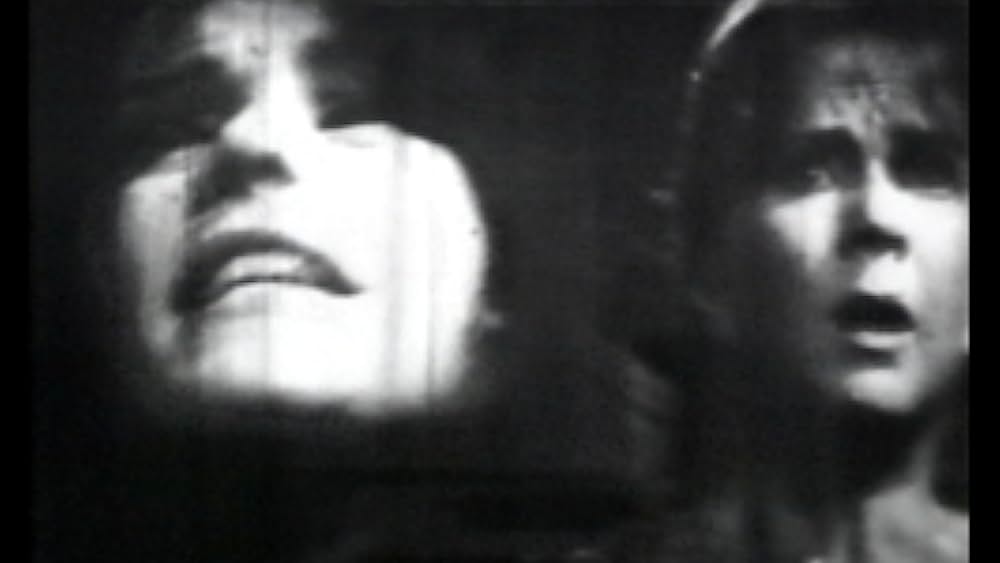 actor Janet Mansell large photo