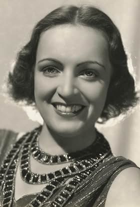 actor Lynn Gilbert large photo