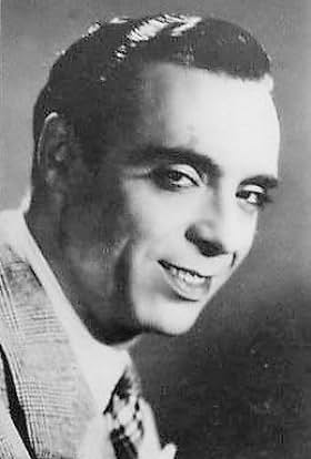 actor Manuel Luna large photo