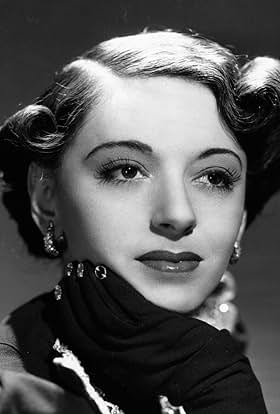 actor Elaine Barrie large photo