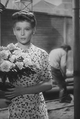 actor Jacqueline Laurent large photo