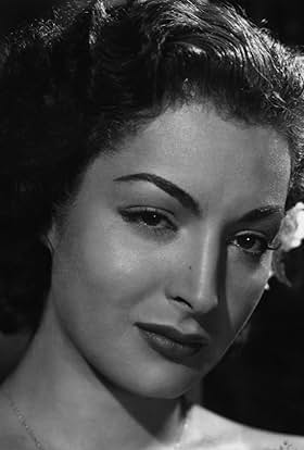 actor Elsa Aguirre large photo