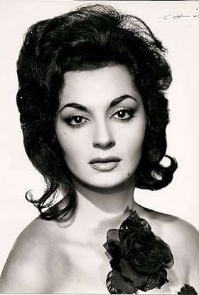 actor Mikaela large photo