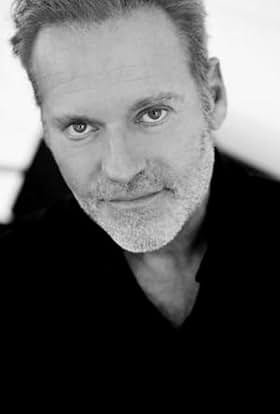 actor Luc Guérin large photo