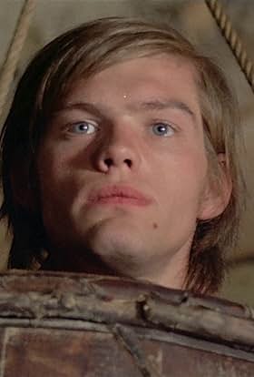 actor Dan Thomas large photo