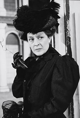 actor Irene Gutiérrez Caba large photo