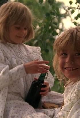 actor Liv Alsterlund large photo