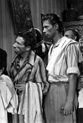 actor Jerzy Duszynski large photo