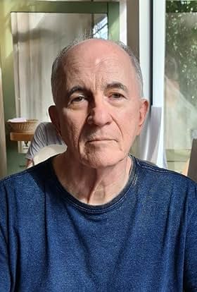 actor Carlos Gregório large photo