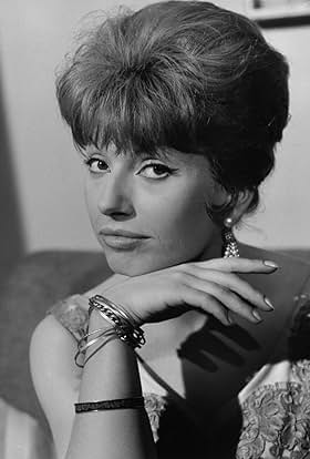 actor Beate Hasenau large photo