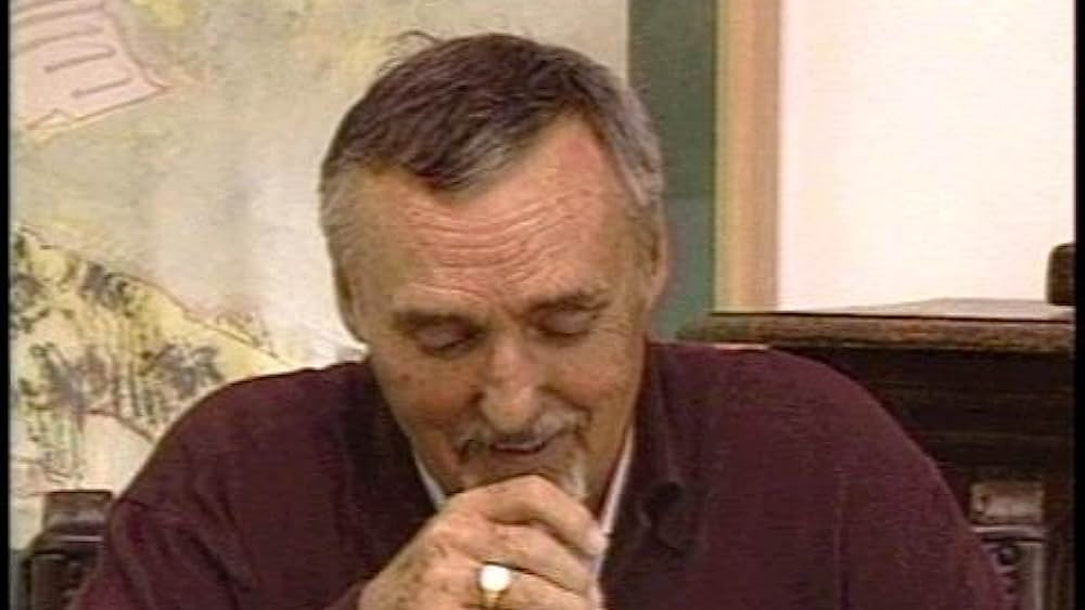 actor Catherine Case large photo