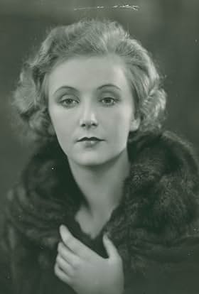 actor Vera Schmiterlöw large photo