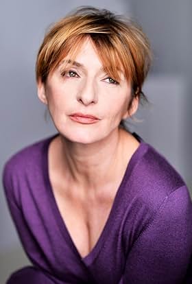 actor Sophie Mounicot large photo