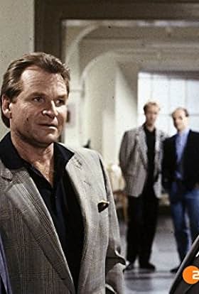 actor Hans Korte large photo