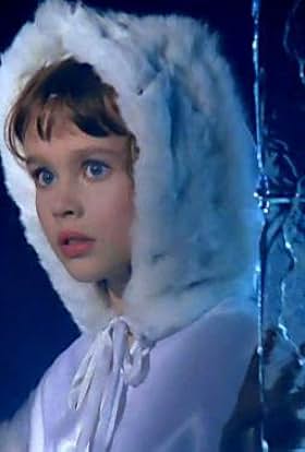 actor Outi Vainionkulma large photo