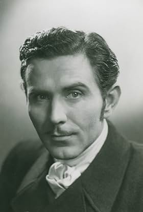 actor Erik Hell large photo