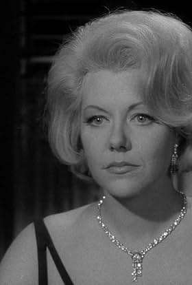 actor Christine Fabréga large photo