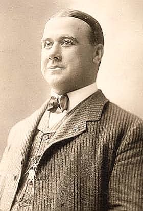 actor Howard Crampton large photo