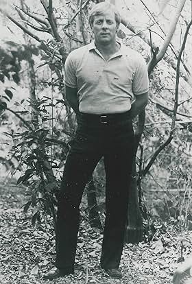 actor Larry Holt large photo