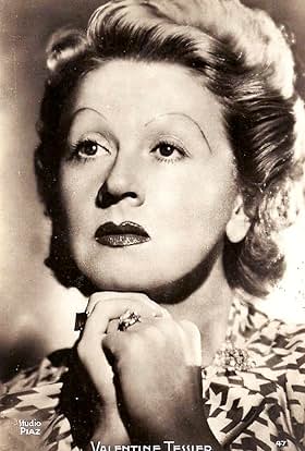 actor Valentine Tessier large photo