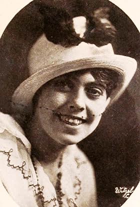 actor Dixie Chene large photo