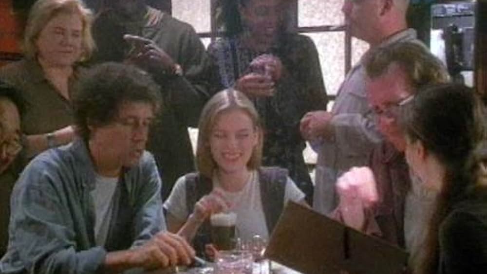 actor Sharon McNight large photo