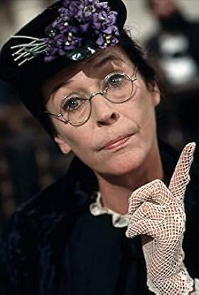 actor Eva Vaitl large photo