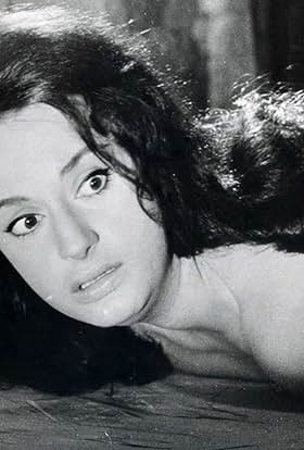 actor Adriana Ambesi large photo