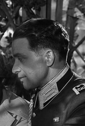 actor Fritz Genschow large photo