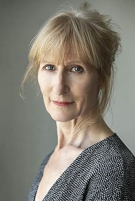 actor Cate Fowler large photo