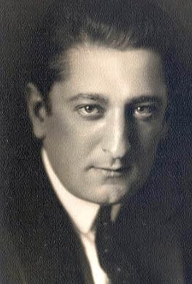 actor Allen Holubar large photo