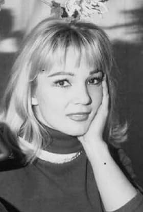 actor Nilüfer Aydan large photo