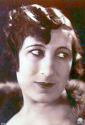 actor Alice Tissot large photo