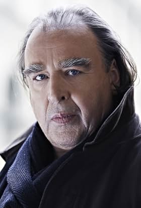 actor Oliver Nägele large photo